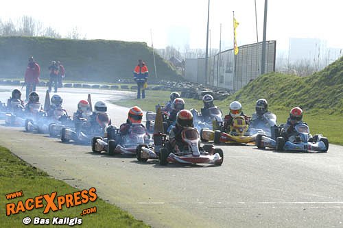 Start MiniMax met Liscaljet op pole